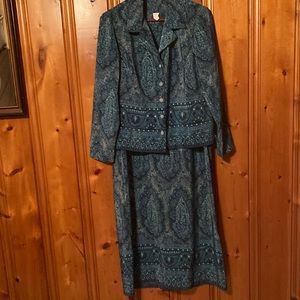 Size Meduim 2 piece Dress & Over Jacket Women’s Blair